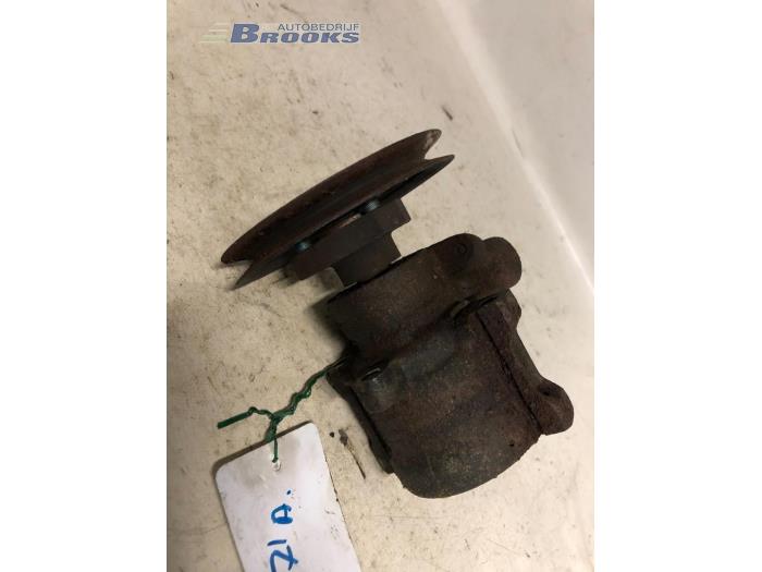 Gebruikte Servopomp Seat Inca (6K9) 1.9 SDI Prijs € 15,00 Margeregeling aangeboden door Autobedrijf Brooks