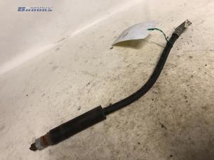 Gebruikte Remslang voor Opel Corsa B (73/78/79) 1.5D Prijs € 10,00 Margeregeling aangeboden door Autobedrijf Brooks