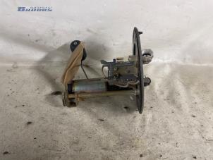 Gebruikte Tank element Pomp Subaru Vivio (KK/KW3) 0.7 GLi,GLi ECVT Prijs € 10,00 Margeregeling aangeboden door Autobedrijf Brooks