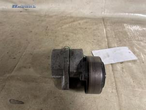 Gebruikte Spanrol Multiriem Chevrolet Tacuma 1.6 16V Prijs € 20,00 Margeregeling aangeboden door Autobedrijf Brooks