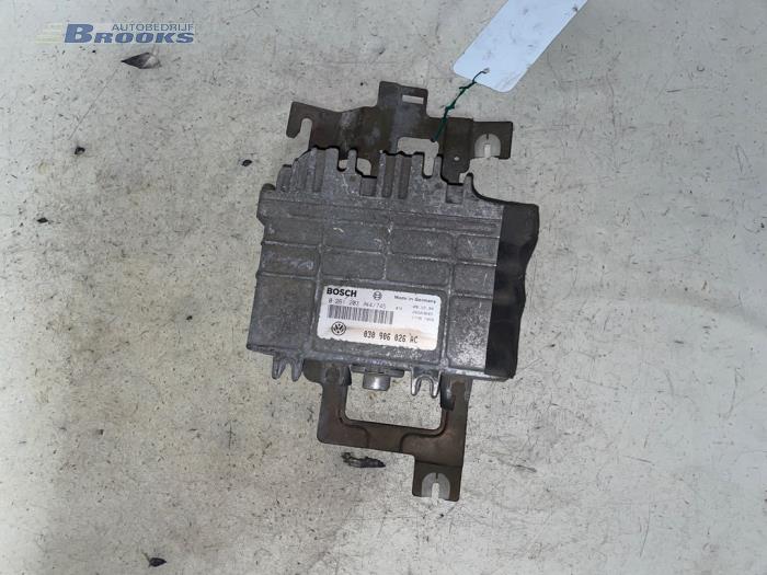 Gebruikte Computer Motormanagement Volkswagen Polo III (6N1) 1.0i 45 Prijs € 25,00 Margeregeling aangeboden door Autobedrijf Brooks