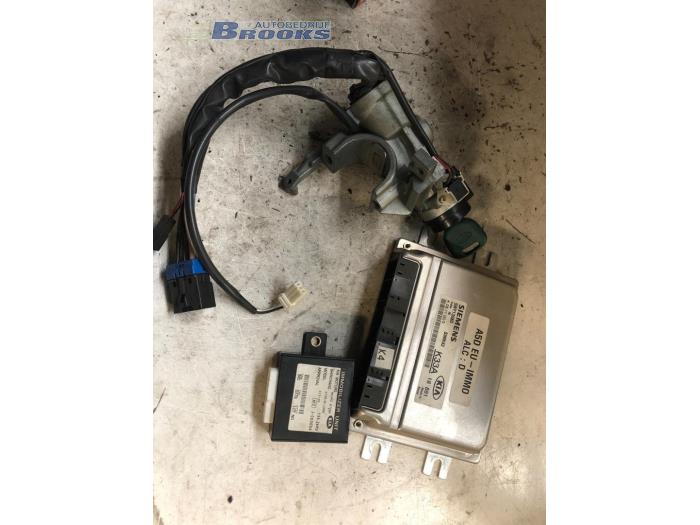 Gebruikte Computer Motormanagement Kia Rio (DC22/24) 1.5 RS,LS 16V Prijs € 150,00 Margeregeling aangeboden door Autobedrijf Brooks