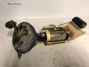 Gebruikte Tank element Pomp Hyundai Lantra/Elantra II Wagon 1.5 GL,GLS 12V Prijs € 10,00 Margeregeling aangeboden door Autobedrijf Brooks