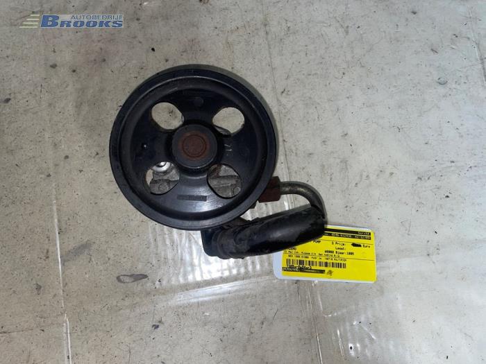 Gebruikte Pomp Servo Suzuki Baleno (GA/GB) 1.3 GL 16V Prijs € 15,00 Margeregeling aangeboden door Autobedrijf Brooks