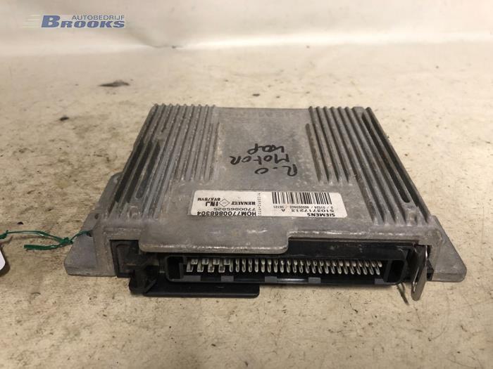 Gebruikte Computer Motormanagement Renault Megane Scénic (JA) 2.0 RT Prijs € 37,50 Margeregeling aangeboden door Autobedrijf Brooks