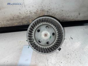Gebruikte Kachel Ventilatiemotor Alfa Romeo 147 (937) 1.6 Twin Spark 16V Prijs € 20,00 Margeregeling aangeboden door Autobedrijf Brooks