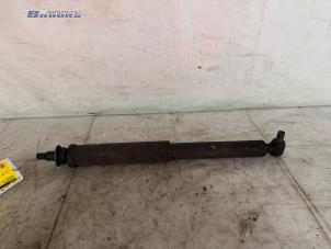 Gebruikte Schokbreker links-voor Mercedes SLK (R170) 2.0 200 K 16V Prijs € 30,00 Margeregeling aangeboden door Autobedrijf Brooks