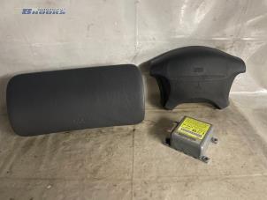 Gebruikte Airbag Set + Module Mitsubishi Carisma 1.8i 16V Prijs € 25,00 Margeregeling aangeboden door Autobedrijf Brooks