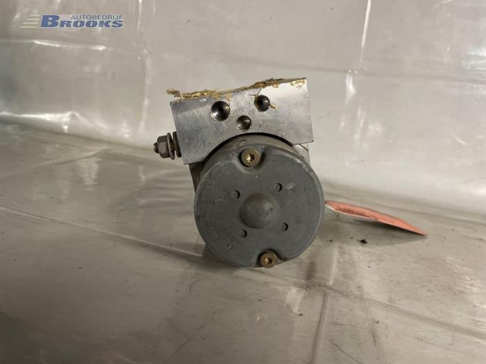 Gebruikte ABS Pomp Alfa Romeo 156 (932) 1.9 JTD Prijs € 25,00 Margeregeling aangeboden door Autobedrijf Brooks