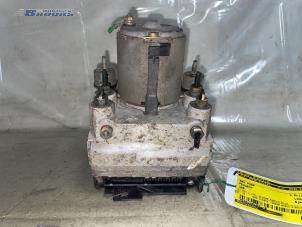 Gebruikte ABS Pomp Peugeot 306 Prijs € 25,00 Margeregeling aangeboden door Autobedrijf Brooks