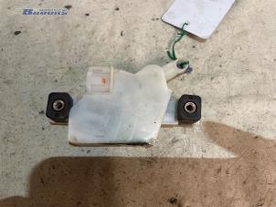 Gebruikte Motor Centrale Deurvergrendeling Isuzu Trooper Prijs € 30,00 Margeregeling aangeboden door Autobedrijf Brooks