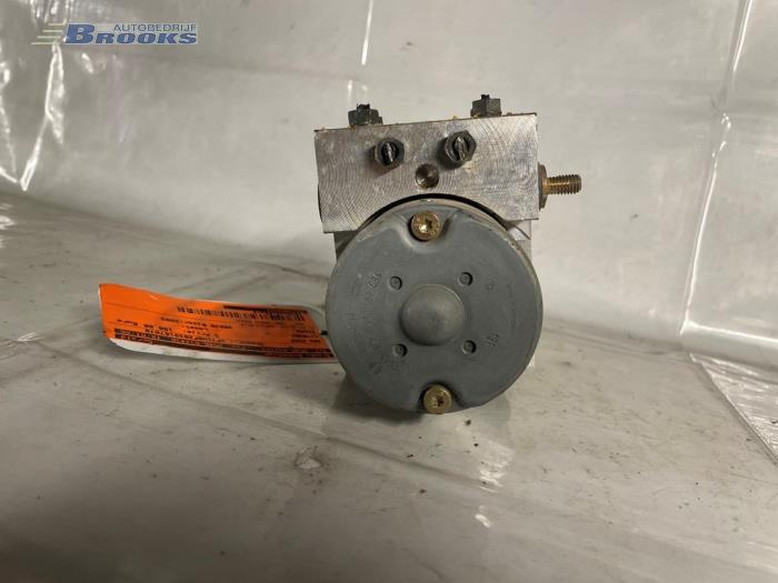 Gebruikte ABS Pomp Citroen Xsara Picasso (CH) 1.8 16V Prijs € 25,00 Margeregeling aangeboden door Autobedrijf Brooks