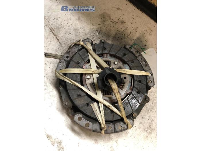 Gebruikte Koppelingsset (compleet) Mitsubishi Space Star (DG) 1.6 16V Prijs € 37,50 Margeregeling aangeboden door Autobedrijf Brooks