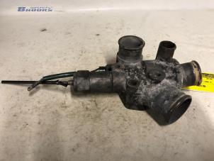 Gebruikte Thermostaathuis Alfa Romeo 146 (930B) 1.9 TD Prijs € 15,00 Margeregeling aangeboden door Autobedrijf Brooks