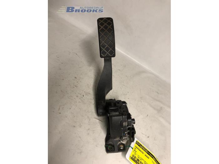 Gebruikte Sensor Gaspedaalpositie Volkswagen Golf Prijs € 15,00 Margeregeling aangeboden door Autobedrijf Brooks