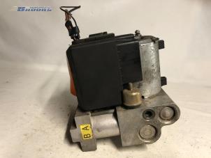 Gebruikte ABS Pomp Opel Vectra Prijs € 50,00 Margeregeling aangeboden door Autobedrijf Brooks