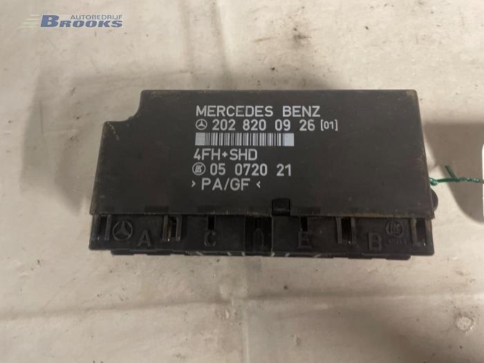 Gebruikte Computer Diversen Mercedes C (W202) 2.8 C-280 24V Prijs € 50,00 Margeregeling aangeboden door Autobedrijf Brooks