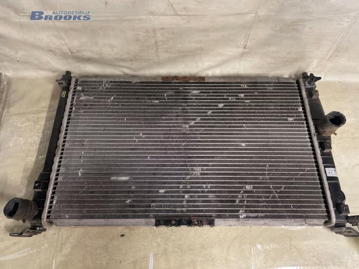 Gebruikte Radiateur Daewoo Lanos (TA/TF08/48/86) 1.3 Prijs € 15,00 Margeregeling aangeboden door Autobedrijf Brooks