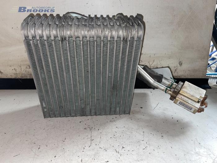 Gebruikte Radiateur Airco Volkswagen Bora (1J2) 1.9 TDI 90 Prijs € 20,00 Margeregeling aangeboden door Autobedrijf Brooks