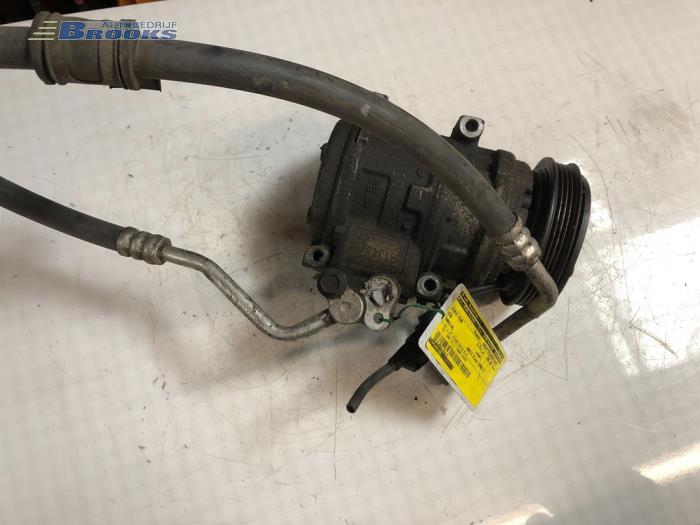 Gebruikte Aircopomp Kia Carnival 2 (FIB/FLD) 2.9 HPDi 16V Prijs € 75,00 Margeregeling aangeboden door Autobedrijf Brooks