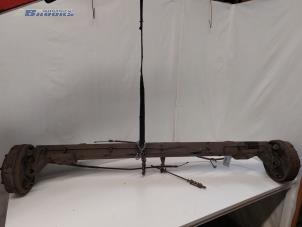 Gebruikte Achteras voorwielaandrijving Ford Transit 2.0 TDdi 16V 260S Prijs € 75,00 Margeregeling aangeboden door Autobedrijf Brooks