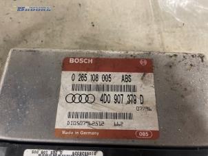 Computer ABS van een Audi A4 Avant (B5) 1.8 20V 1996