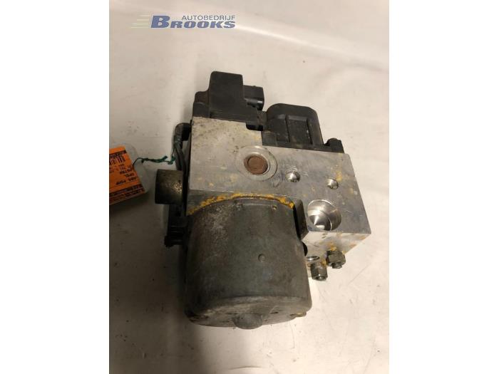 Gebruikte ABS Pomp Opel Astra G Caravan (F35) 1.6 16V Prijs € 25,00 Margeregeling aangeboden door Autobedrijf Brooks