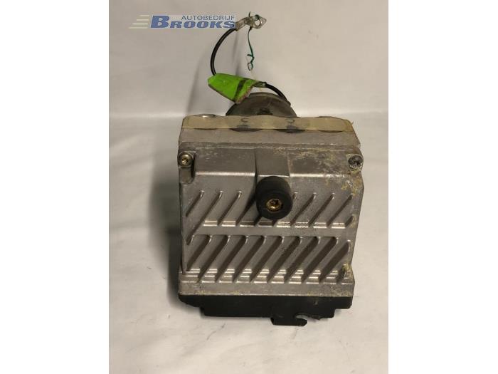 ABS Pomp van een Honda Accord 1997