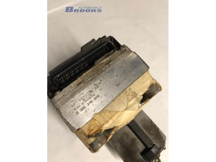 ABS Pomp van een Honda Accord 1997