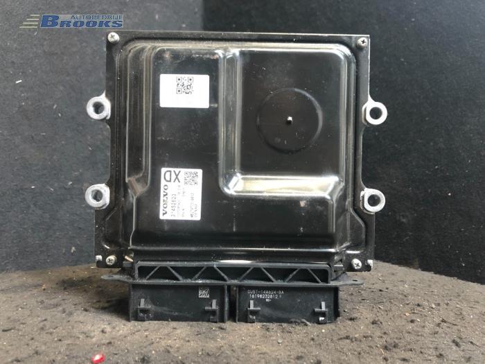 Gebruikte Computer Motormanagement Volvo V40 (MV) 2.0 D2 16V Prijs € 60,00 Margeregeling aangeboden door Autobedrijf Brooks
