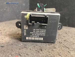 Gebruikte Centrale Deurvergrendelings Module Volvo V40 (MV) 2.0 D2 16V Prijs € 10,00 Margeregeling aangeboden door Autobedrijf Brooks