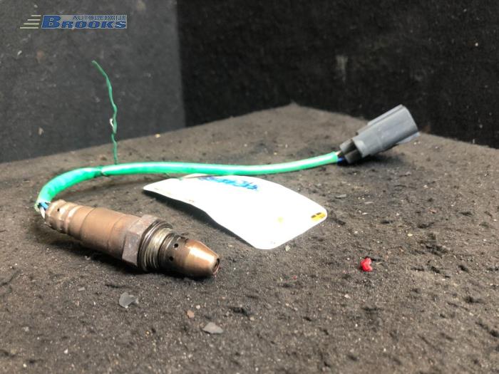 Gebruikte Lambda Sonde Volvo V40 (MV) 2.0 D2 16V Prijs € 20,00 Margeregeling aangeboden door Autobedrijf Brooks