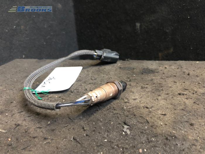 Gebruikte Lambda Sonde Volvo V40 (MV) 2.0 D2 16V Prijs € 20,00 Margeregeling aangeboden door Autobedrijf Brooks