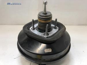 Gebruikte Rembekrachtiger Peugeot 207/207+ (WA/WC/WM) 1.4 16V VTi Prijs € 30,00 Margeregeling aangeboden door Autobedrijf Brooks