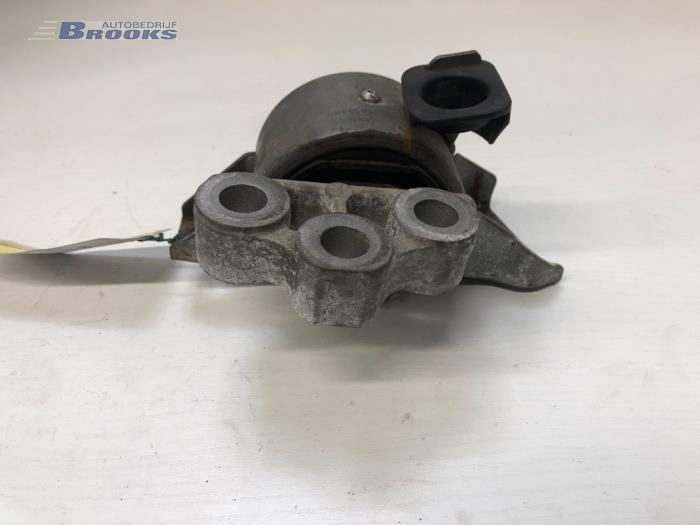 Gebruikte Motorrubber Fiat Grande Punto 1.4 T-Jet 16V Prijs € 15,00 Margeregeling aangeboden door Autobedrijf Brooks