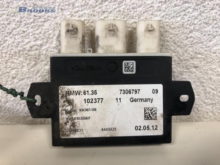 Gebruikte Smart entry computer BMW 5 serie Touring (F11) 530d 24V Blue Performance Prijs € 40,00 Margeregeling aangeboden door Autobedrijf Brooks