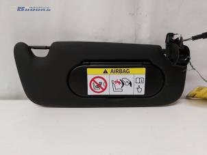 Gebruikte Zonneklep Mini Mini (F56) Cooper SE,Electric Prijs € 40,00 Margeregeling aangeboden door Autobedrijf Brooks