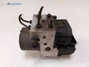 Gebruikte ABS Pomp Volvo V40 (VW) 2.0 16V Turbo Prijs € 40,00 Margeregeling aangeboden door Autobedrijf Brooks