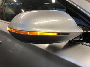 Gebruikte Buitenspiegel rechts Audi A8 (D4) 4.2 TDI V8 32V Quattro Prijs € 225,00 Margeregeling aangeboden door Autobedrijf Brooks