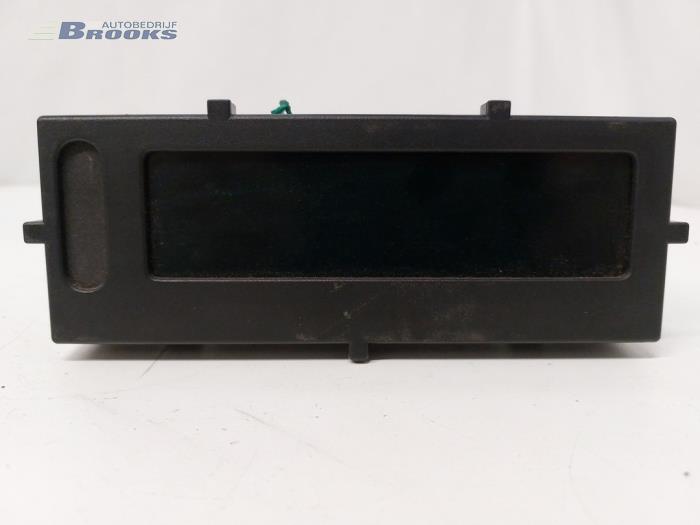 Gebruikte Display Interieur Renault Clio III (BR/CR) 1.5 dCi FAP Prijs € 25,00 Margeregeling aangeboden door Autobedrijf Brooks