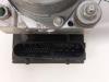 ABS Pomp van een Renault Clio III (BR/CR) 1.5 dCi FAP 2011