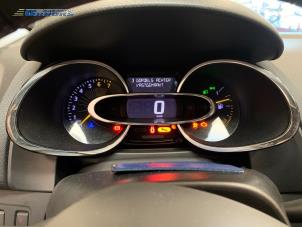 Gebruikte Kilometerteller KM Renault Clio IV (5R) 0.9 Energy TCE 90 12V Prijs € 80,00 Margeregeling aangeboden door Autobedrijf Brooks
