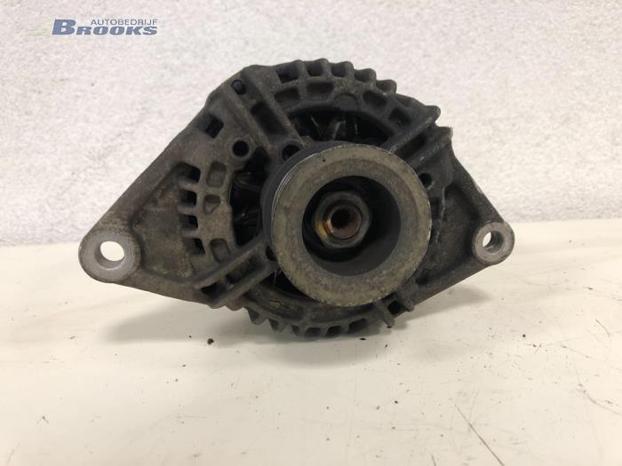 Gebruikte Dynamo Fiat Ducato (243/244/245/247) 2.3 JTD 16V Prijs € 25,00 Margeregeling aangeboden door Autobedrijf Brooks