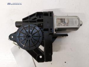 Gebruikte Raammotor Portier Volvo V60 I (FW/GW) 2.0 D4 16V Prijs € 15,00 Margeregeling aangeboden door Autobedrijf Brooks