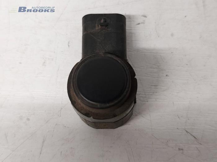 Gebruikte Sensor PDC Volvo V60 I (FW/GW) 2.0 D4 16V Prijs € 10,00 Margeregeling aangeboden door Autobedrijf Brooks