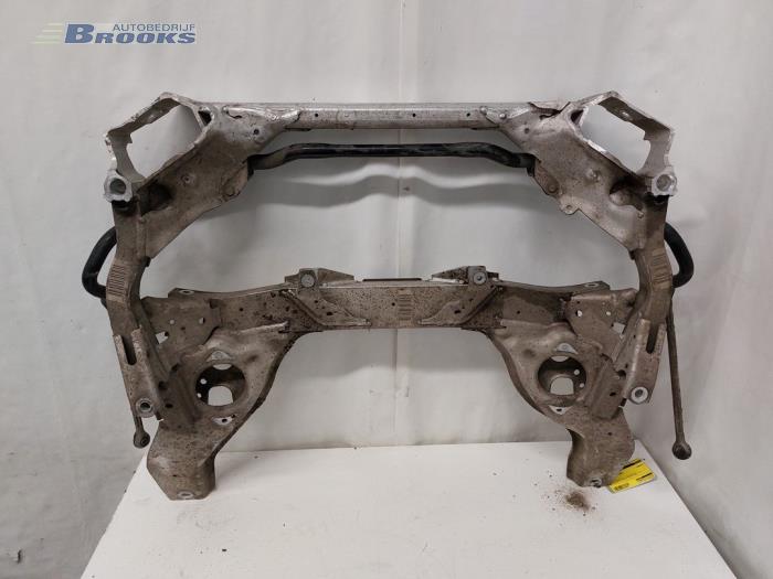 Subframe van een BMW 1 serie (E87/87N) 116i 1.6 16V 2009
