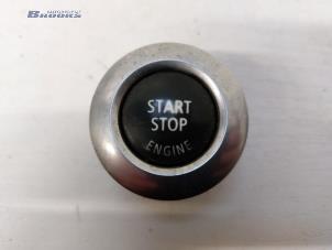 Gebruikte Start/Stop schakelaar BMW 1 serie (E87/87N) 116i 1.6 16V Prijs € 10,00 Margeregeling aangeboden door Autobedrijf Brooks