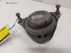 Gebruikte Motorsteun Mercedes C Estate (S204) 2.2 C-180 CDI 16V BlueEFFICIENCY Prijs € 25,00 Margeregeling aangeboden door Autobedrijf Brooks