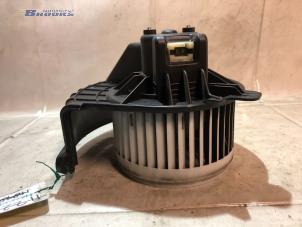 Gebruikte Blower Renault Kangoo Express (FW) 1.5 dCi 85 Prijs € 30,00 Margeregeling aangeboden door Autobedrijf Brooks