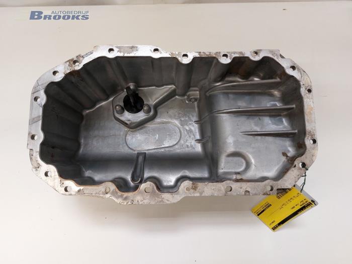 Gebruikte Carterpan Volkswagen Golf V (1K1) 1.4 FSI 16V Prijs € 30,00 Margeregeling aangeboden door Autobedrijf Brooks